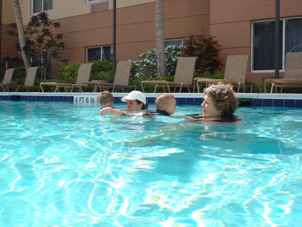 Alyss gives a swim lesson